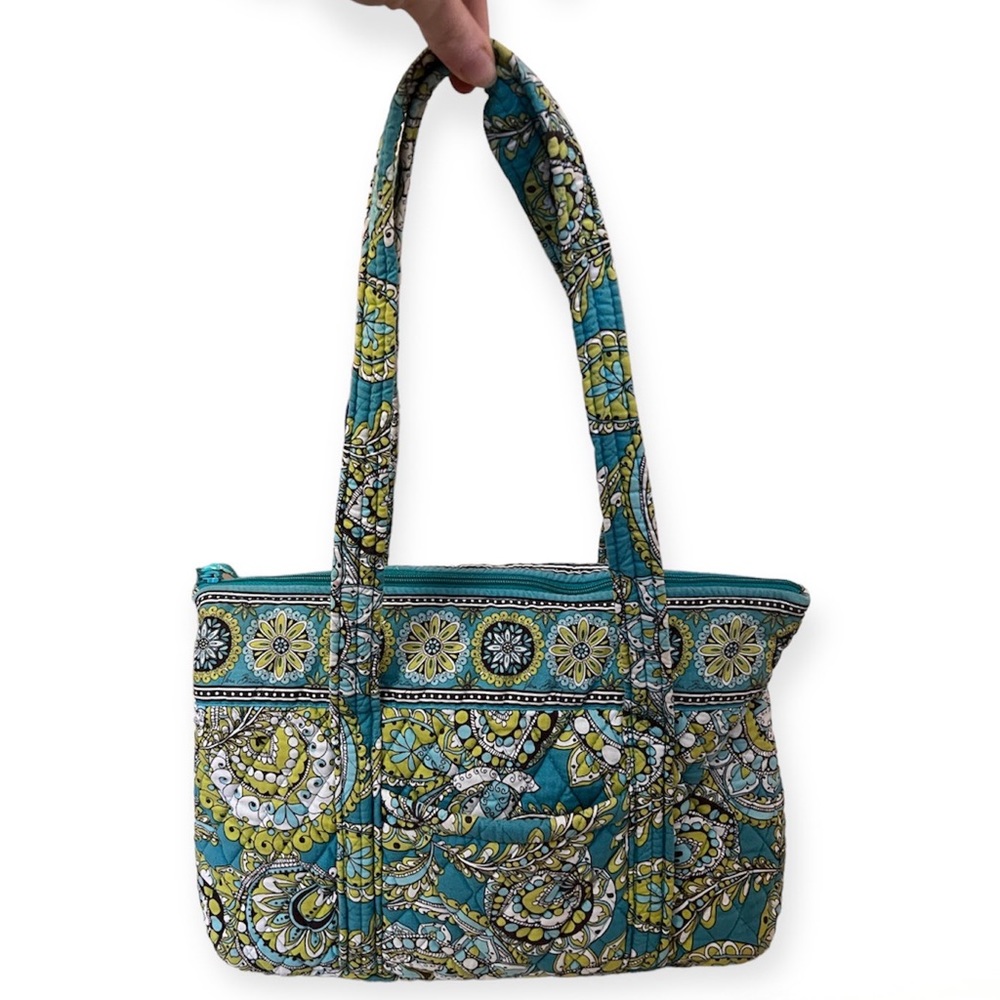 Vera Bradley Betsy Peacock and Paisley pattern shoulder bag. ( retired pattern)